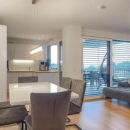 Ferienwohnung Mit Seeblick Und Stadtnaehe * Wolfurt